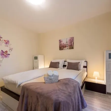 דירה Belleville וארנה